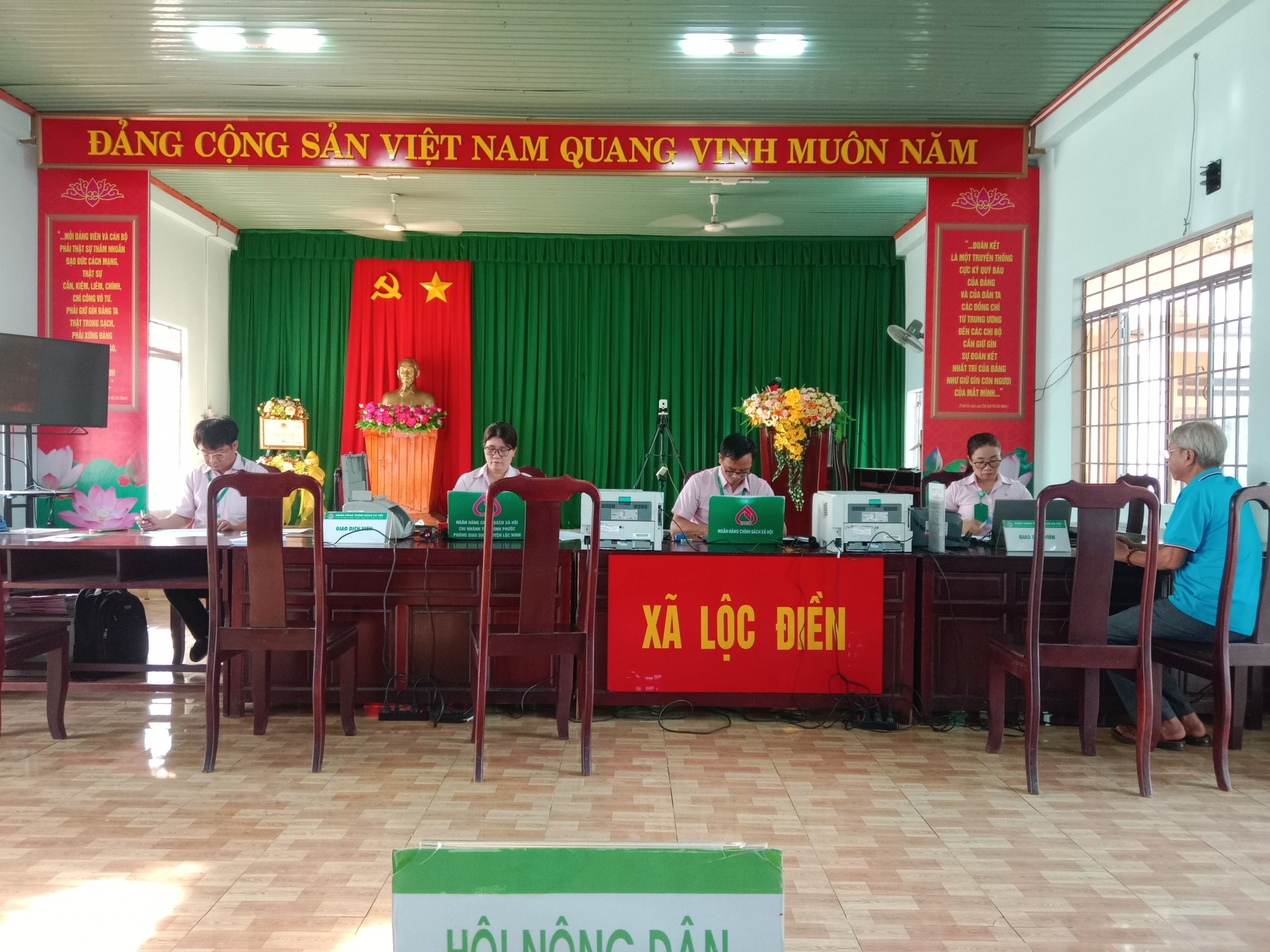NGÂN HÀNG CHÍNH SÁCH XÃ HỘI HUYỆN LỘC NINH TỈNH BÌNH PHƯỚC, CHUNG TAY XÂY DỰNG NÔNG THÔN MỚI NÂNG CAO